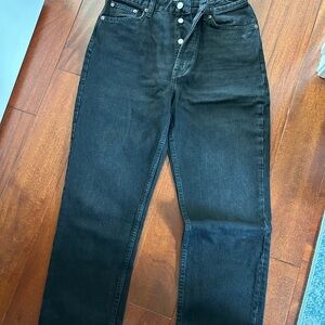 Zara Women's Black Straight Leg Jeans